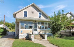 411 E 4th Street, Port Clinton, OH 43452