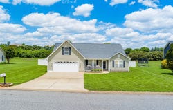 315 Shadowfield Acres Drive, Duncan, SC 29334