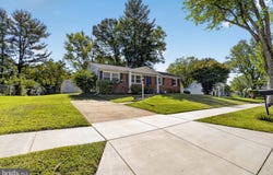 4327 CANYONVIEW Drive, UPPER MARLBORO, MD 20772