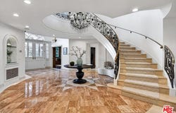 12053 Crest Ct, Los Angeles, CA 90210