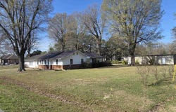 Hwy 167 N, Bald Knob, AR 72010