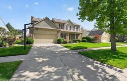 25754 Lochmoor Lane, Novi, MI 48374