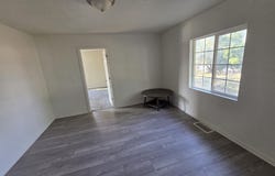 817 W 9TH ST, Cheyenne, WY 82001