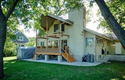 9041 DELPHIA Avenue, Des Plaines, IL 60016