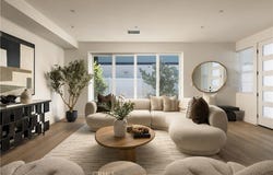 551 Bernard, Costa Mesa, CA 92627