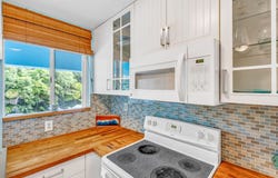 98422 Windward Avenue, Key Largo, FL 33037