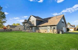 621 E Wesley Drive, O'Fallon, IL 62269