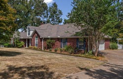 607 Royal Oaks Drive, OXFORD, MS 38655