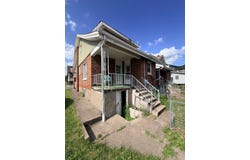 10 9th St, McMechen, WV 26040