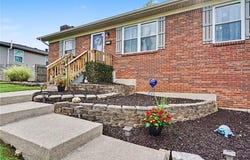 5107 Barry Lane, Floyds Knobs, IN 47119