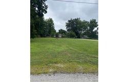 245 Sterling Drive, Moro, IL 62067