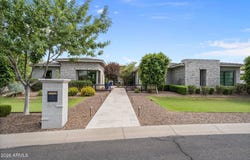 2675 E HUMMINGBIRD Way, Gilbert, AZ 85297