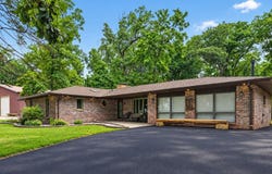 14309 KB Road, CAPRON, IL 61012