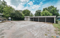 1503 E Virginia Avenue, Victoria, TX 77901