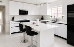 380 W 45th St, Hialeah, FL 33012