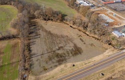 Lindell St, MARTIN, TN 38237