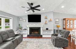 7 Cindy Circle, Johnston, RI 02919