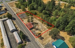 24909 W BROADWAY Ave, Veneta, OR 97487