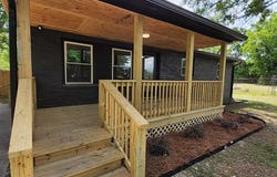 202 E Huggins Street, Manning, SC 29102