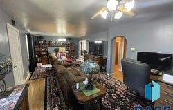 122 E 10th St, Gregory, SD 57533