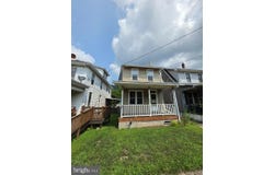 221 NORTH Street, LYKENS, PA 17048