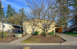 1282 E 3RD St, Lafayette, OR 97127
