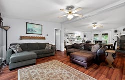 330 Greenbriar Rd., Hilham, TN 38568