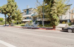 21529 Saticoy Street, Canoga Park, CA 91304
