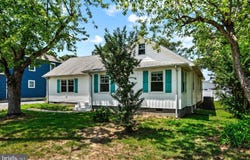 505 MONROE BAY Avenue, COLONIAL BEACH, VA 22443