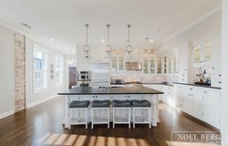 9 S 3rd Street, Grand Haven, MI 49417