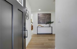 2924 W Mcfadden, Santa Ana, CA 92704