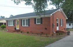 396 Lakewood Ave., Georgetown, SC 29440
