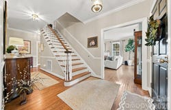 114 6th Avenue NE, Hickory, NC 28601