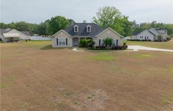 6306 Sun Dell Circle, Blackshear, GA 31516