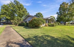 7207 E 55th Place, Tulsa, OK 74145