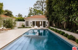 906 N Beverly Dr, Beverly Hills, CA 90210