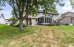 209 PRESTWICK Road, Springfield, IL 62702