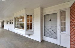 820 LARIAT Dr, Eugene, OR 97401