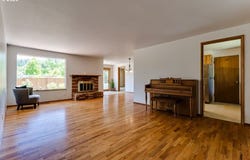 4355 PEARL St, Eugene, OR 97405