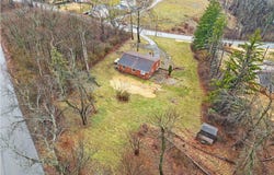 134 Baldwin Rd, Collier Twp, PA 15106