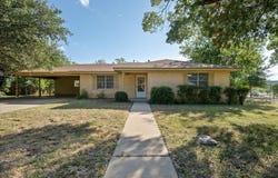 1615 Park Ln, Georgetown, TX 78628