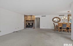 608 Westwinds Drive, Jacksonville, IL 62650
