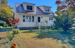 77 New Hampshire Street, Millinocket, ME 04462
