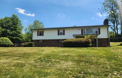 321 Valley Drive, Bristol, VA 24201