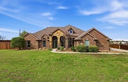 105 Devonshire Drive, Waxahachie, TX 75167