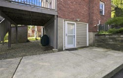 863 Middle Rd, Pittsburgh, PA 15234