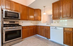 1534 Southpointe Circle NE, Canton, OH 44714