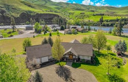 113 Deford Rd, White Bird, ID 83554