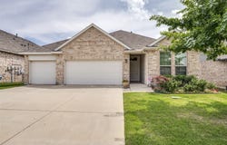 413 Wiggins Way, Van Alstyne, TX 75495