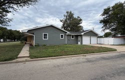701 Ross, Downs, KS 67437